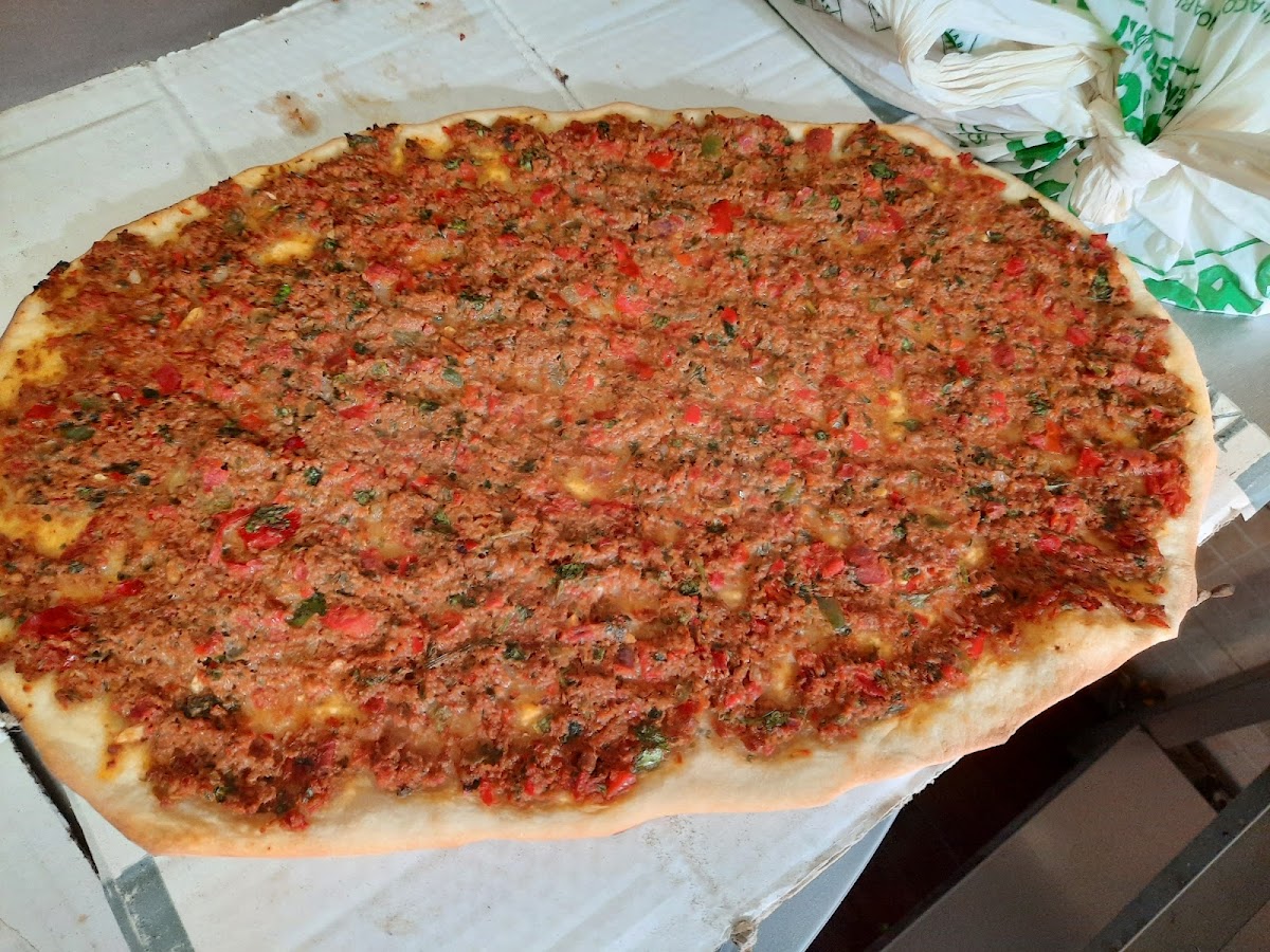 Istanbul Kebab Pizzeria-5